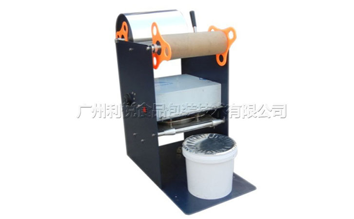塑料桶半自動(dòng)封口機(jī)