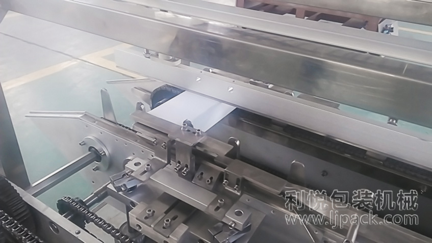 自動插盒裝盒機封盒機構