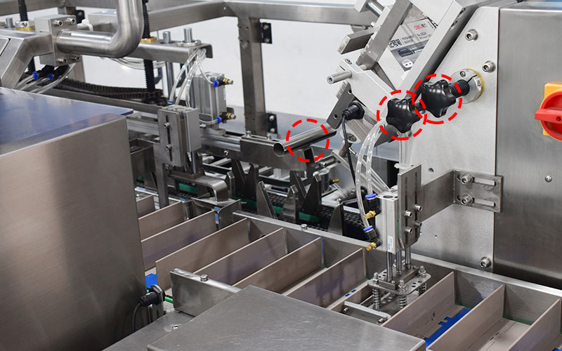 汽車空調(diào)濾清器裝盒機(jī)_裝袋裝盒貼標(biāo)包裝生產(chǎn)線